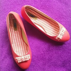 Lulu Hun Red Wedges